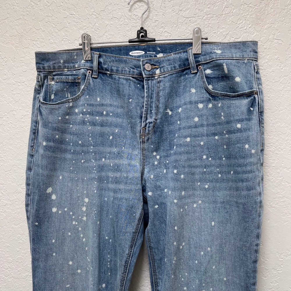 Old Navy Boyfriend Jeans Womens‎ 16 Medium Wash Paint Splatter Relaxed Fit Denim - Picture 2 of 5